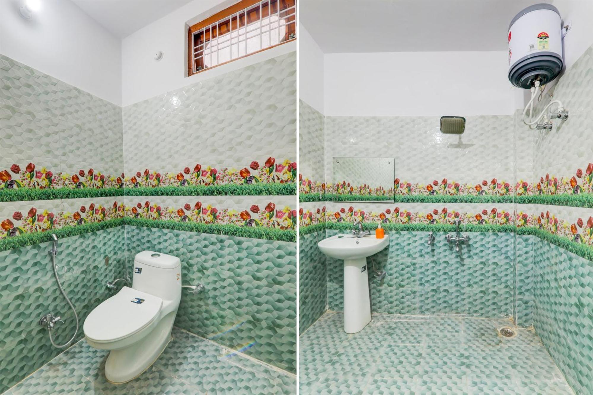 Hotel O White House Hasanganj Bagian luar foto